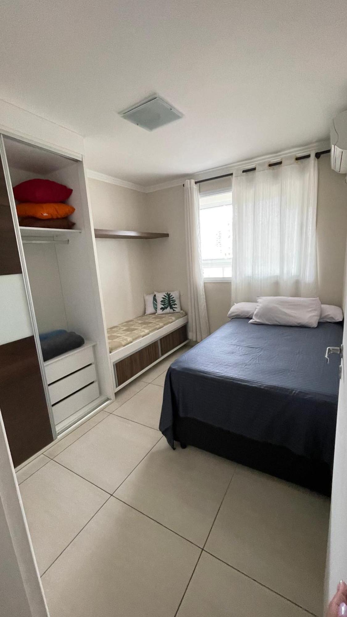 Apartamento Praia Das Asturias กัวรูจา ภายนอก รูปภาพ