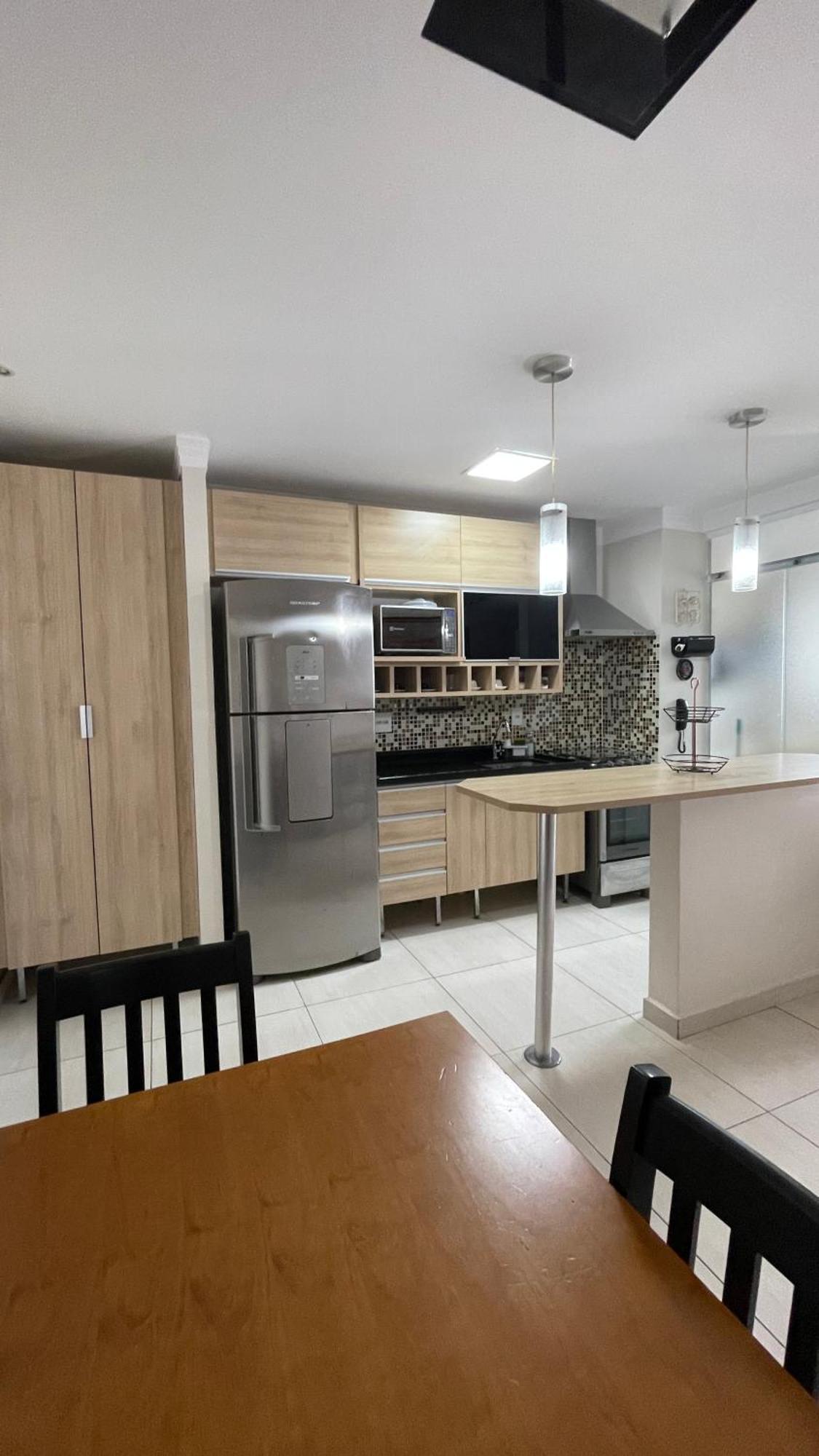 Apartamento Praia Das Asturias กัวรูจา ภายนอก รูปภาพ
